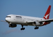 VH-ZXE, Boeing 767-300ER, Qantas