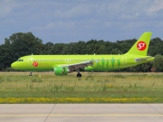 VQ-BOA, Airbus A320-200, S7 Siberia Airlines